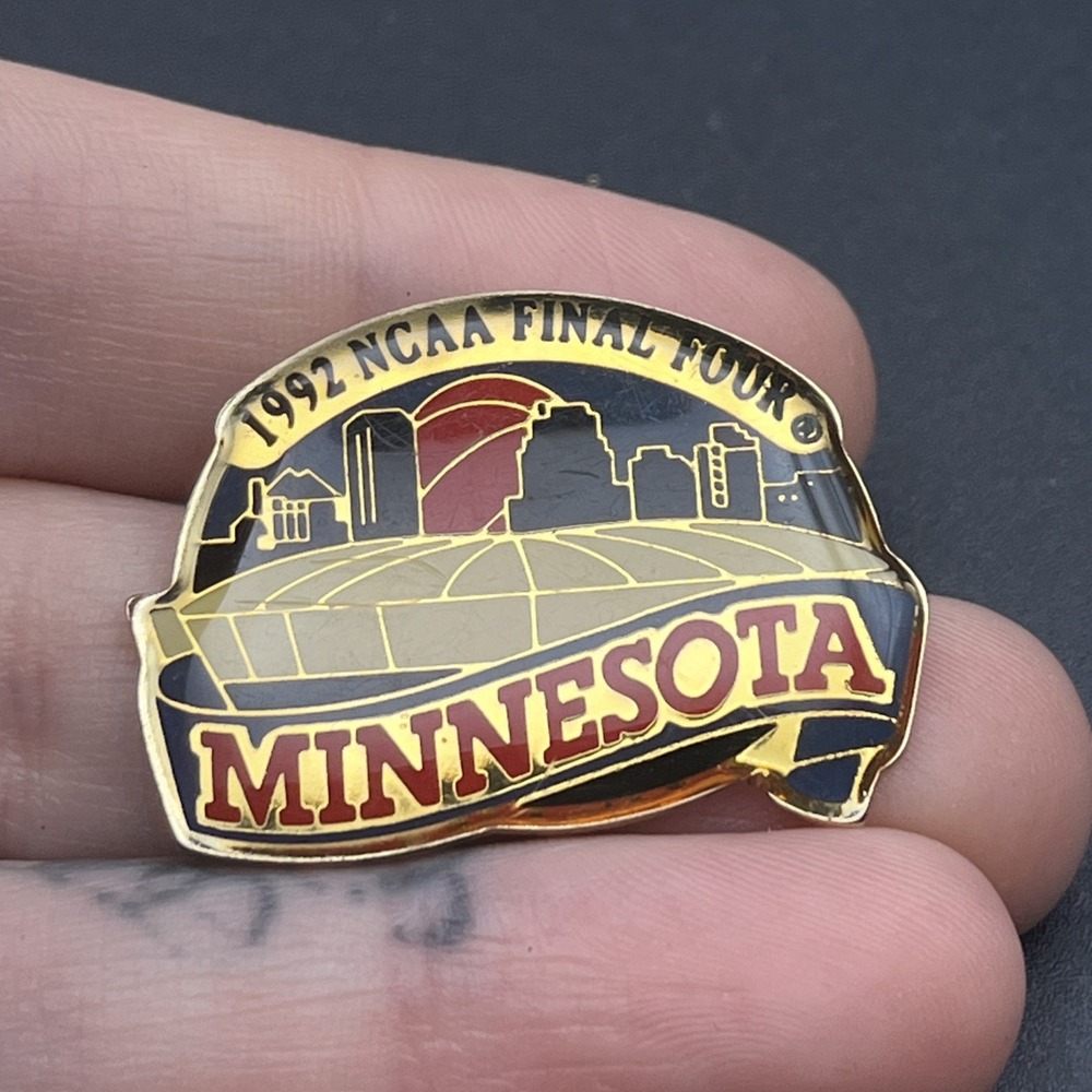 1992 NCAA Final Four Basketball‎ Minnesota Lapel Hat Pin